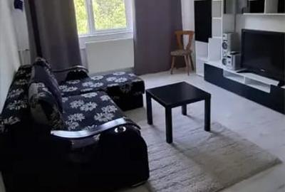 Apartament cu 3 camere semidecomandat în Exterior Vest - 2