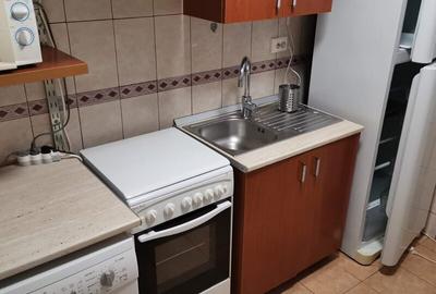 Apartament cu 2 camere decomandat în Tineretului - 2