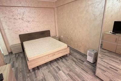 Garsonieră decomandată în Cug