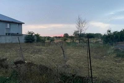 Teren de 903 mp, în Samurcași