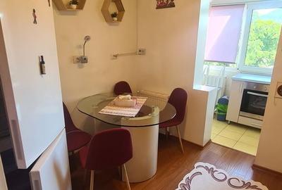 Apartament cu 2 camere decomandat în Central - 11