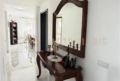 Casă cu Teren 1800 Mp în Central - 19