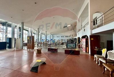 Spațiu comercial, de 1,400 mp, în Est - 7