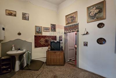 Vand apartament 2 camere, zona centrala - 7