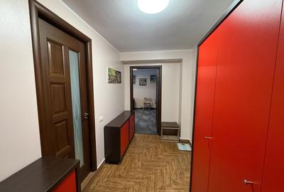Apartament cu 3 camere decomandat, mobilat în Inel II - 30