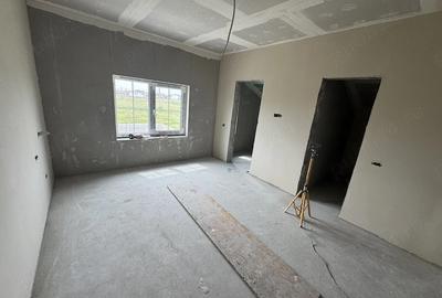Casă cu 5 camere cu Teren 575 Mp în Moșnița Nouă - 7