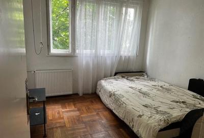 Apartament cu 3 camere semidecomandat în Sud - 2
