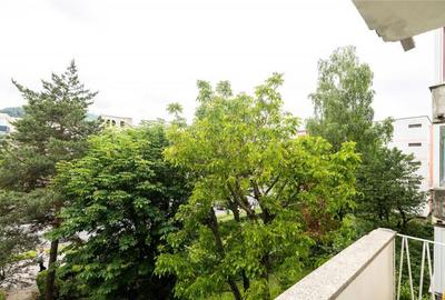 FILMTur 3D! Apartament renovat, etaj2, Centrul Civic, Brasov