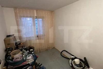 Apartament cu 4 camere semidecomandat în Central - 1