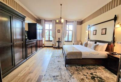 Apartament cu 2 camere semidecomandat, mobilat în P-ța Maria - 1