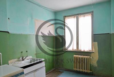 Apartament cu 3 camere semidecomandat în Nord - 1