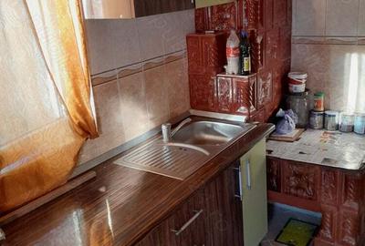 Casă cu 6 camere în Rediu