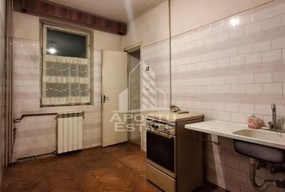 Apartament  2 camere decomandat ultracentral - 9