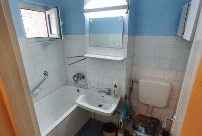 Apartament cu 4 camere semidecomandat în Central - 2