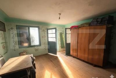 Casă cu 4 camere cu Teren 1100 Mp în Central - 2