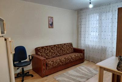 Apartament cu 2 camere decomandat în Micro 19 - 2