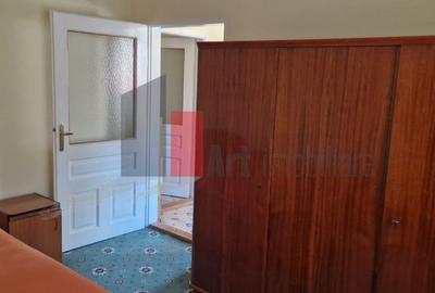 Casă cu 3 camere în Central - 16