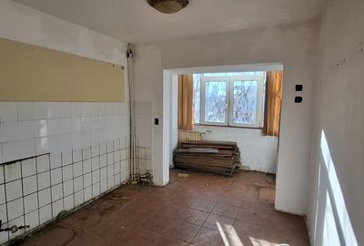 Centru Navodari -Apartament 2 camere semidecomandate - 3