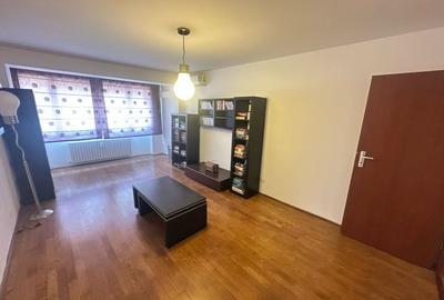 3 Camere | Obor | Stefan cel Mare | Mihai Bravu | metrou 3 minute |
