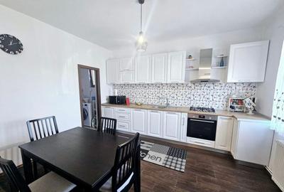 Casa Modernă, curte cu foișor-Mogoșoaia,  Șos. Bucuresti-Targoviste - 14