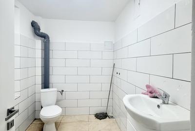 Spațiu comercial, de 80 mp, în P-ța Romană - 7