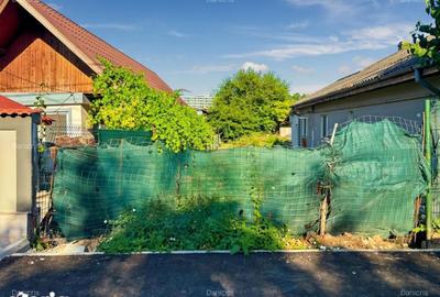 Teren de 300 mp, în Nord
