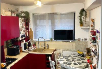 Apartament cu 3 camere decomandat în Central - 1