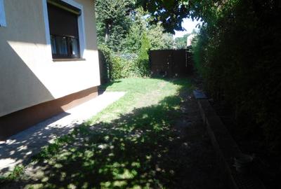 Chirie apartament la casa cu curte si gradina - 3