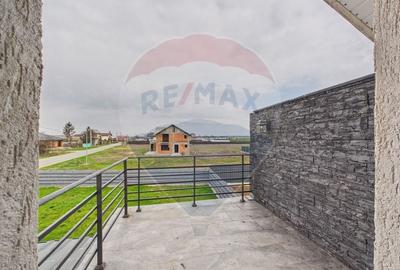 Casă cu 5 camere cu Teren 559 Mp în Samurcași - 15