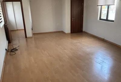 Spatiu comercial de inchiriat in zona Piata Romana - 2