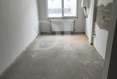 Apartament cu 3 camere decomandat în Florești - 2