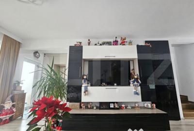 Casă cu 3 camere cu Teren 90 Mp în Sânpetru