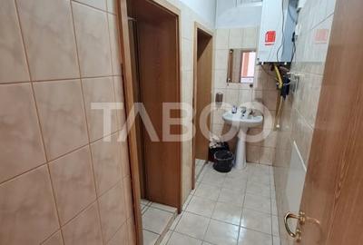 Spatiu comercial de inchiriat in centrul Municipiului Sebes - 7