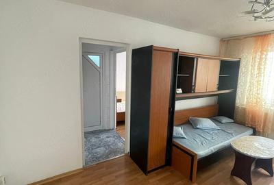 Apartament cu 3 camere semidecomandat în Ostroveni - 8