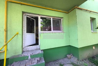 Garsonieră decomandată în 1 Decembrie - 2