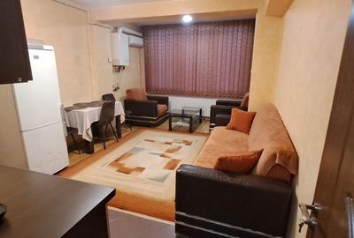 Garsonieră decomandată în Central - 1