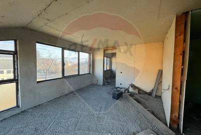 De Vanzare - Cladire de birouri situata strategic, in zona Centrala - 5