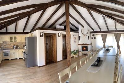 Casă cu 2 camere cu Teren 350 Mp în Central - 2