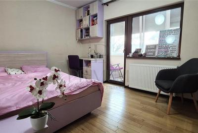 Apartament cu 4 camere decomandat, mobilat în Bucovina - 1