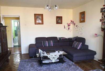 Apartament 3 camere,decomandat, zona Mihai Eminescu - 1