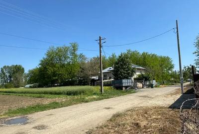 Teren de 1500 mp, în Mânăstirea - 5