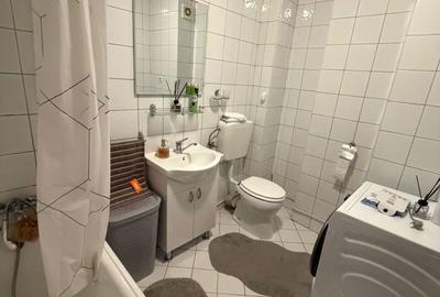 Apartament cu 3 camere decomandat în Micro 17 - 3