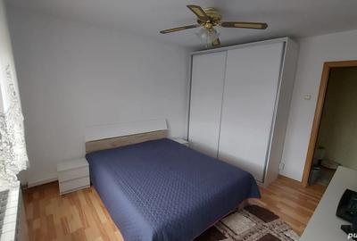 Vand apartament cu 3 camere - 1