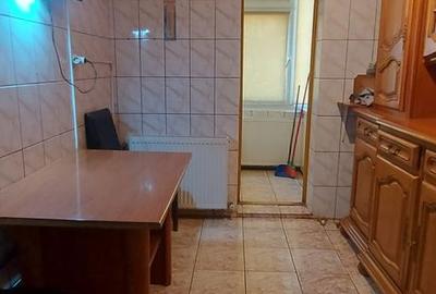 Apartament cu 3 camere în Dacia