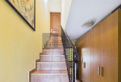 VILĂ INDIVIDUALĂ | CURTE AMENAJATĂ | PROSUMATOR 8 kW - 13