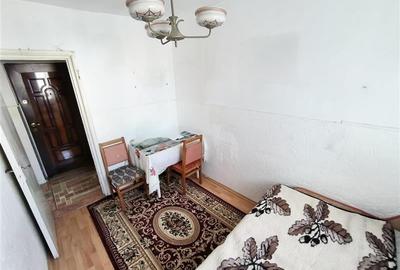 Apartament 3 camere semidecomandat - etajul 2 - 5