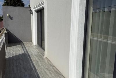 Duplex cu 5 camere cu Canalizare în Central - 11