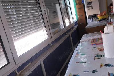 Vand apartament 3camere - 2