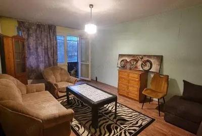 Garsonieră decomandată în Băneasa