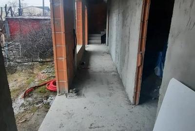 Casă cu Teren 298 Mp în Chercea - 2